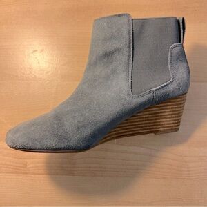 Lands end suede light gray wedge heel boot. Like new.